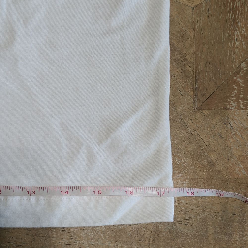 Nike Sneaker Factory Youth Unisex White Tee Shirt NWOT sz L 100% Cotton - Picture 7 of 8